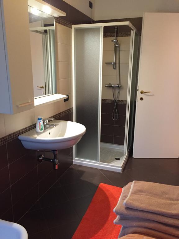 B&B Villa Lina Дезенцано-дель-Гарда Экстерьер фото