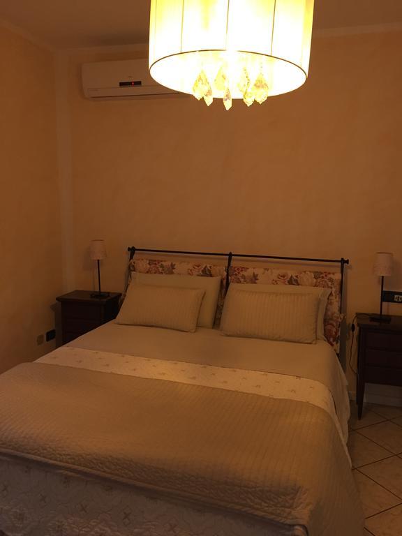 B&B Villa Lina Дезенцано-дель-Гарда Экстерьер фото