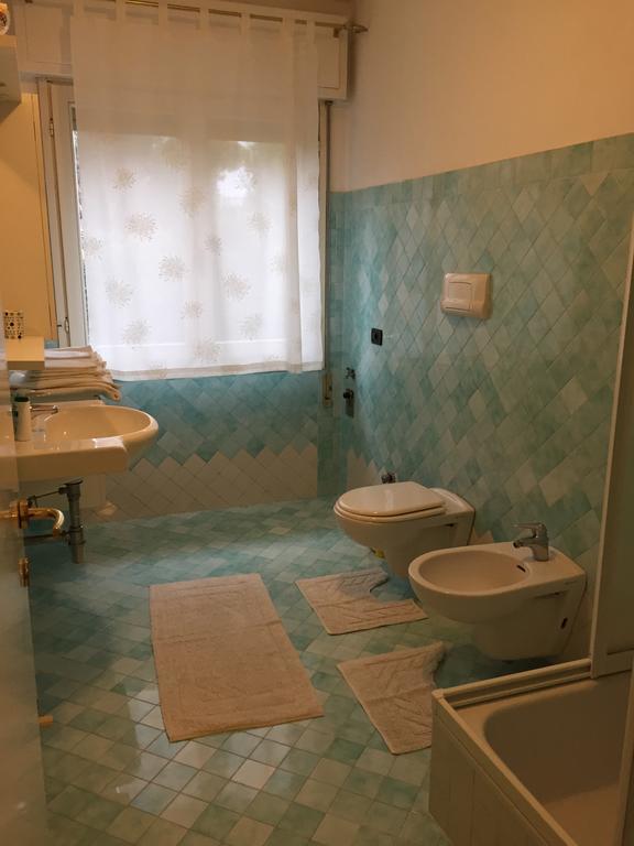 B&B Villa Lina Дезенцано-дель-Гарда Экстерьер фото